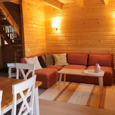 Ferienhaus Schones Blockhaus In Ruhiger Lage Biendorf